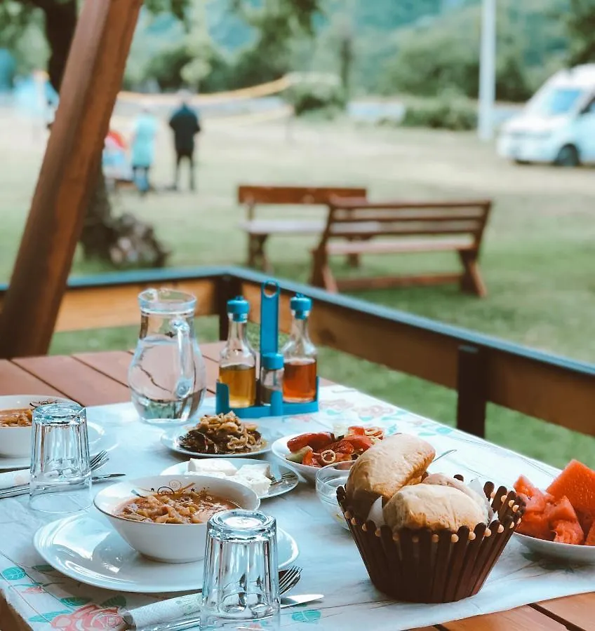 Guesthouse Pashko Theth Vandrerhjem