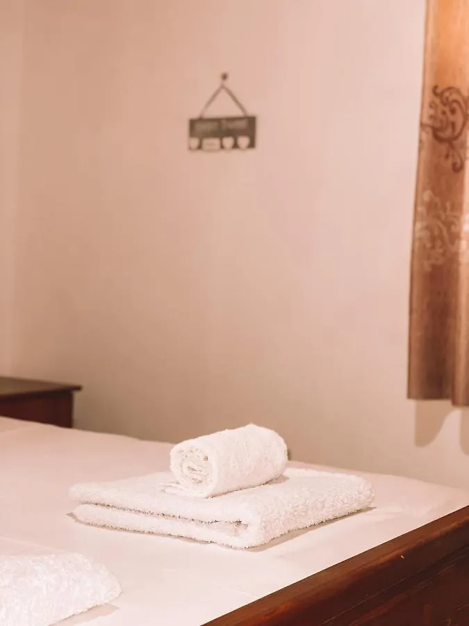 Guesthouse Pashko Theth Vandrerhjem